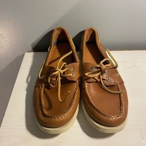 Sperry boat shoes